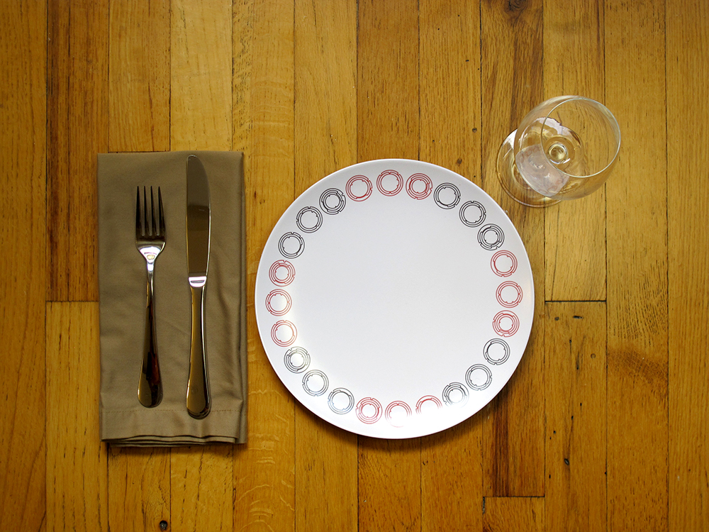 'Eat The Rich' Plate: Red and Black